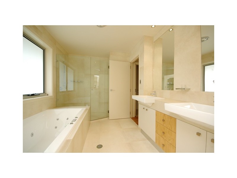 90 Upper Lancaster Road, Ascot QLD 4007