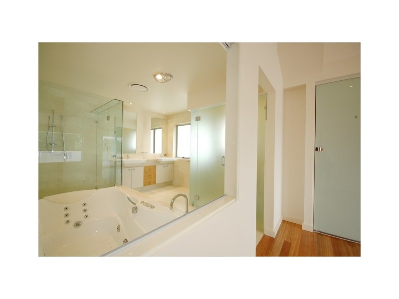 90 Upper Lancaster Road, Ascot QLD 4007