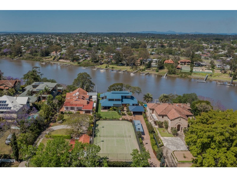29 Neulans Road, Indooroopilly QLD 4068