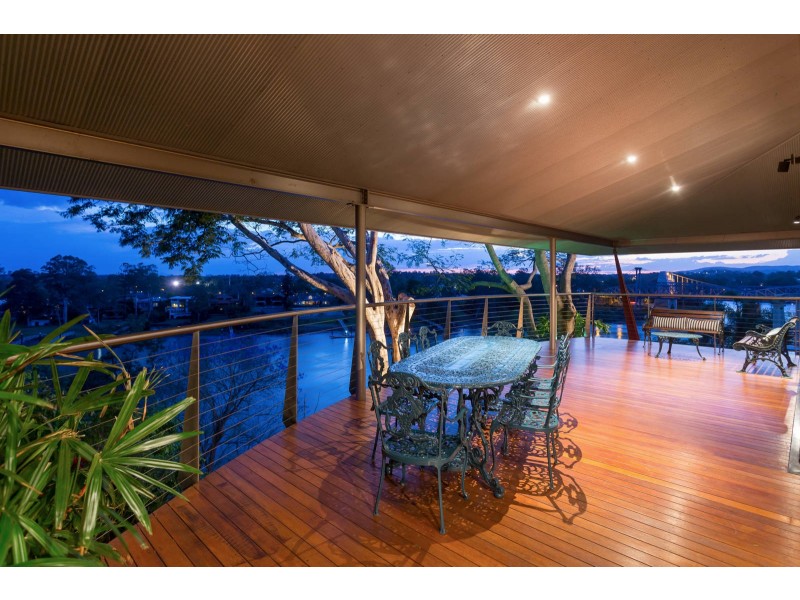29 Neulans Road, Indooroopilly QLD 4068