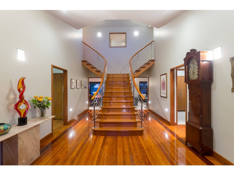 29 Neulans Road, Indooroopilly QLD 4068