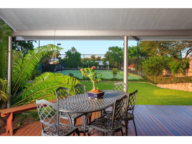 29 Neulans Road, Indooroopilly QLD 4068