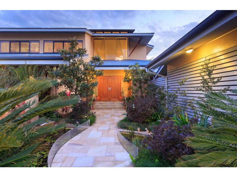 29 Neulans Road, Indooroopilly QLD 4068