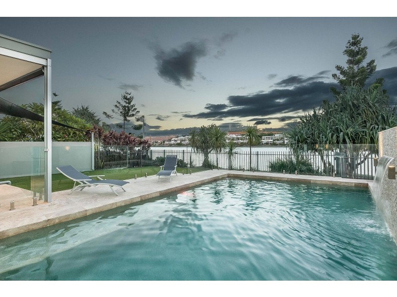 31 Waterline Cres, Bulimba QLD 4171