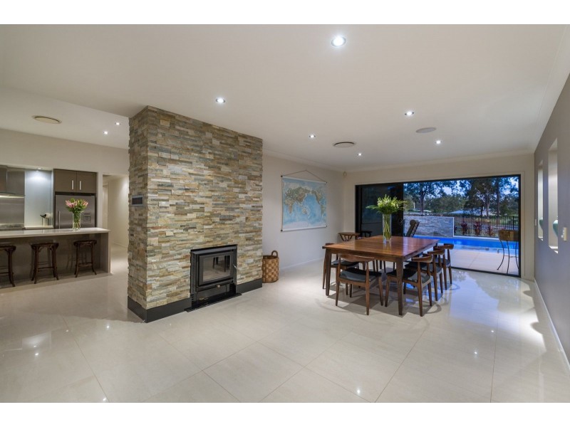 280 Sugars Road, Anstead QLD 4070