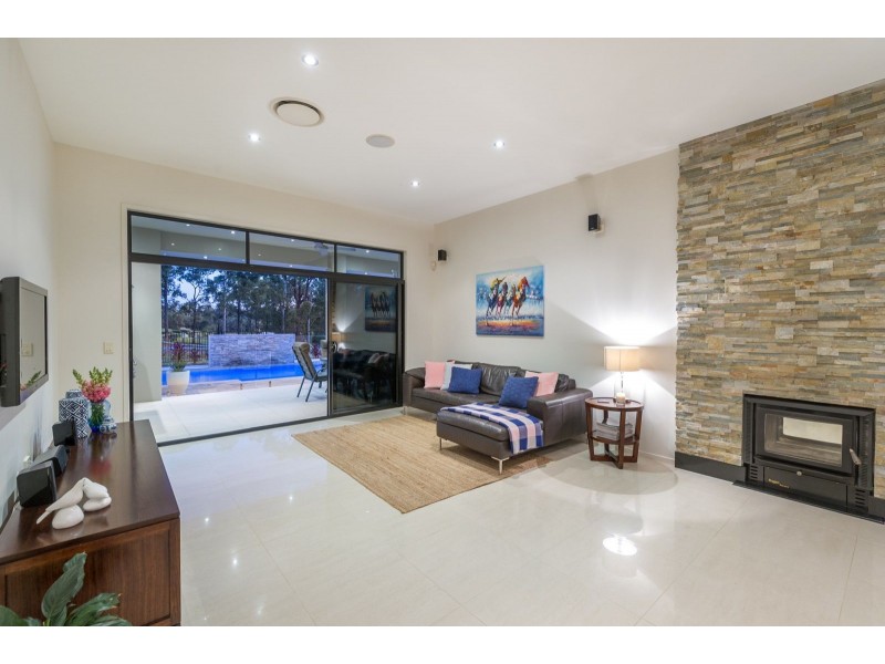 280 Sugars Road, Anstead QLD 4070