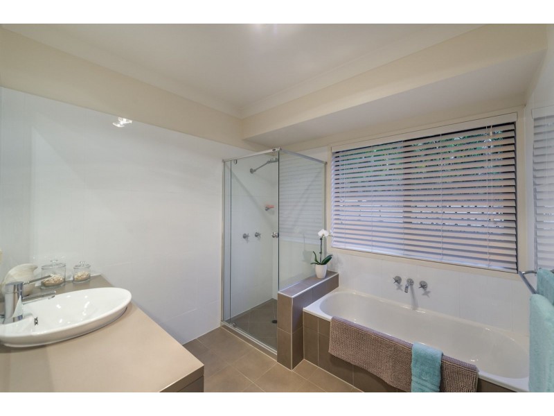 280 Sugars Road, Anstead QLD 4070