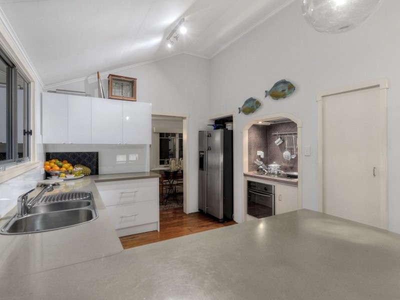 145 Laurel Avenue, Chelmer QLD 4068