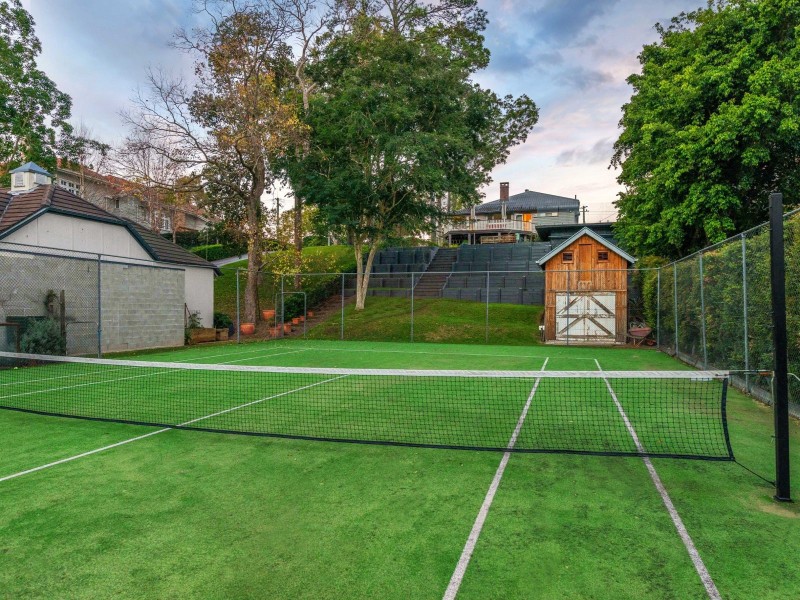 145 Laurel Avenue, Chelmer QLD 4068