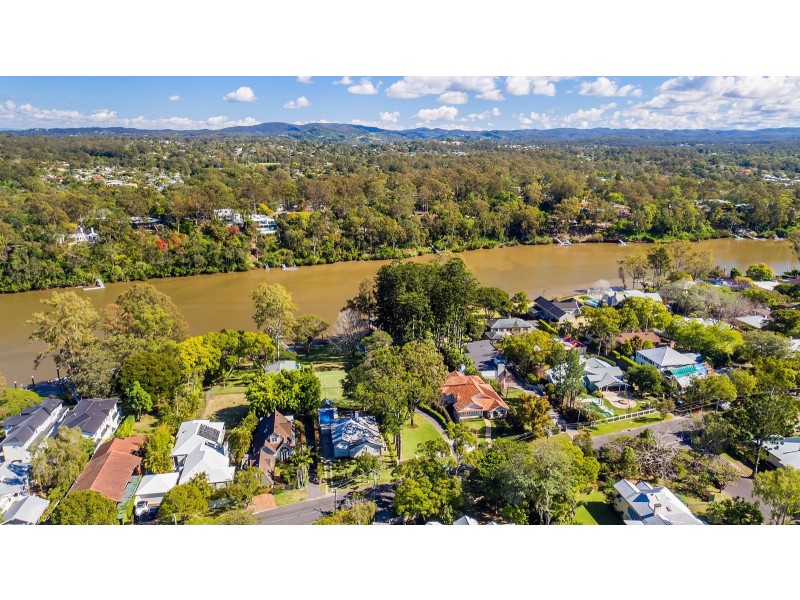 145 Laurel Avenue, Chelmer QLD 4068