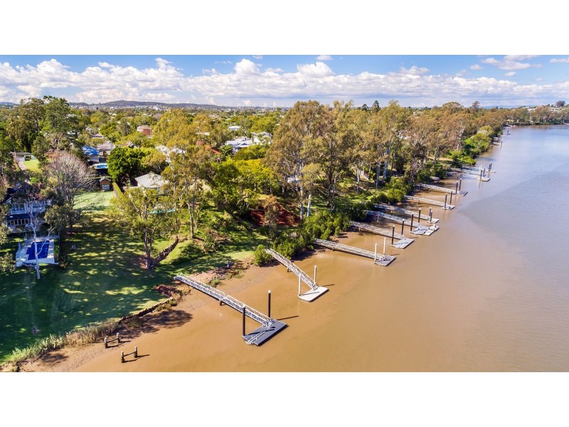 145 Laurel Avenue, Chelmer QLD 4068