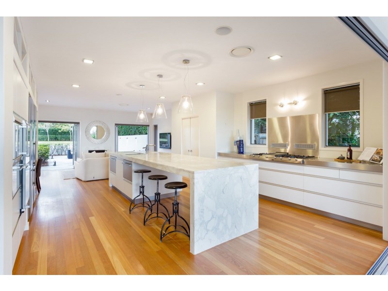 55 Ivy Street, Indooroopilly QLD 4068