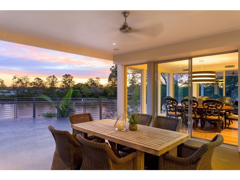 55 Ivy Street, Indooroopilly QLD 4068