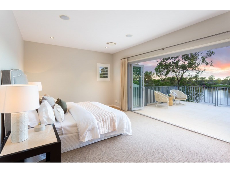 55 Ivy Street, Indooroopilly QLD 4068