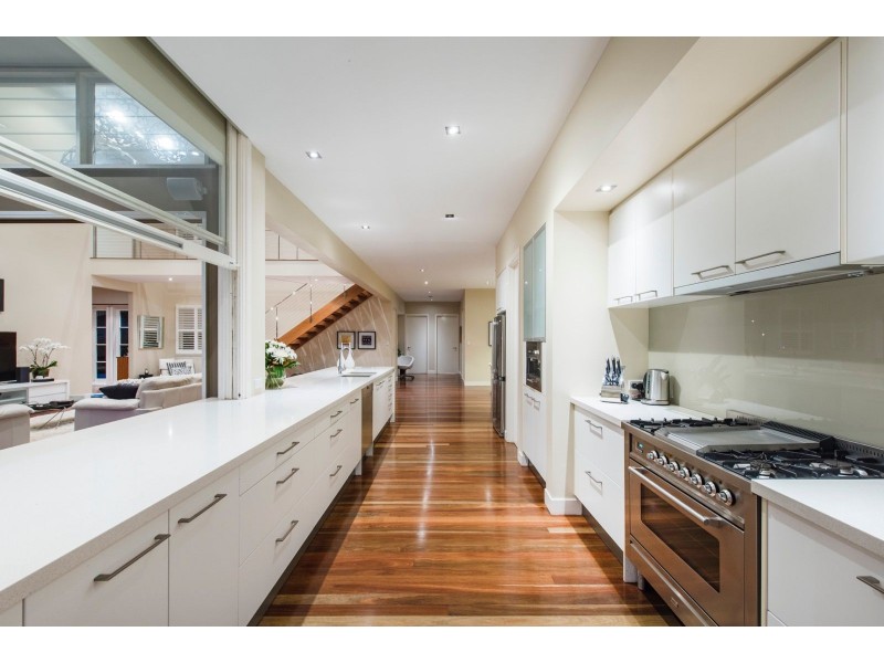 35 Marlborough St, Sherwood QLD 4075