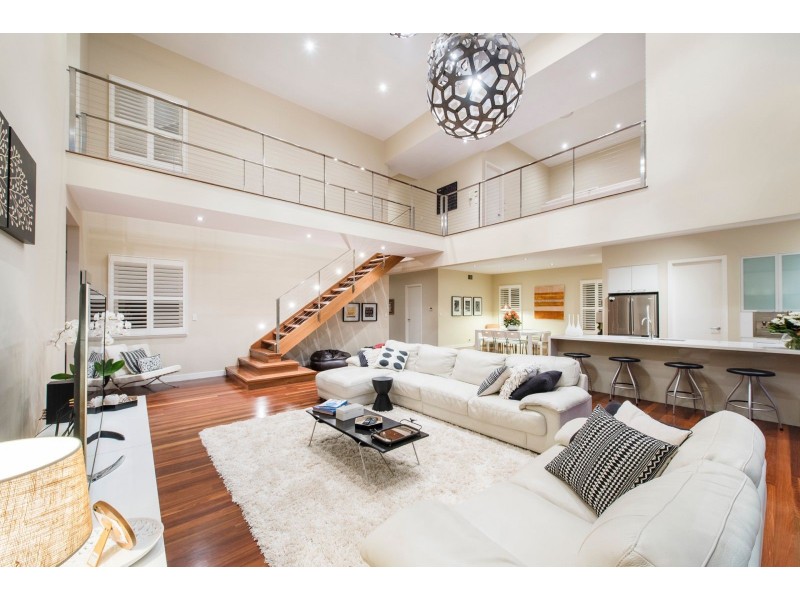 35 Marlborough St, Sherwood QLD 4075