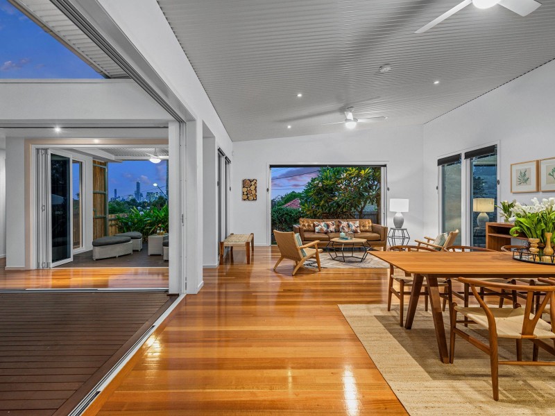 95 Siemon Street, Auchenflower QLD 4066