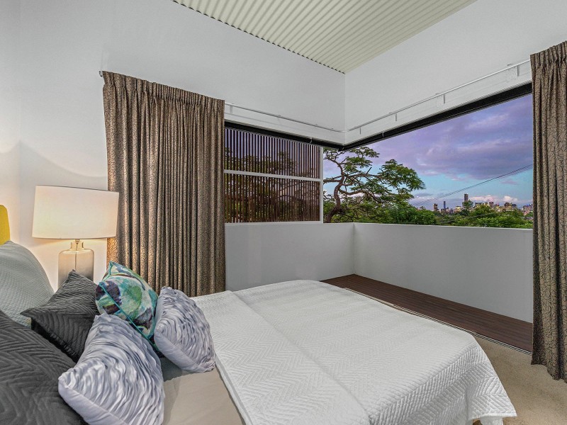 95 Siemon Street, Auchenflower QLD 4066