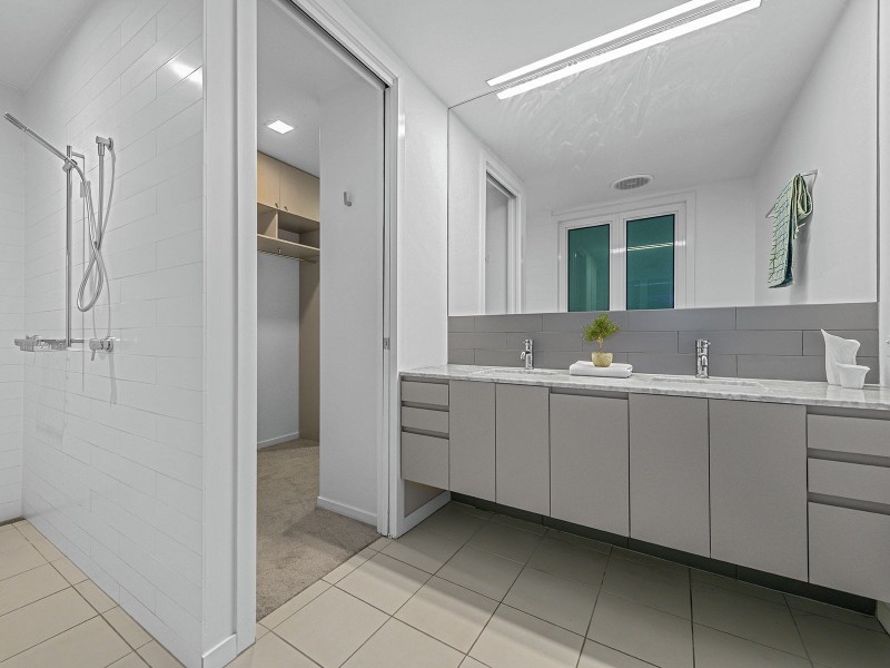 95 Siemon Street, Auchenflower QLD 4066