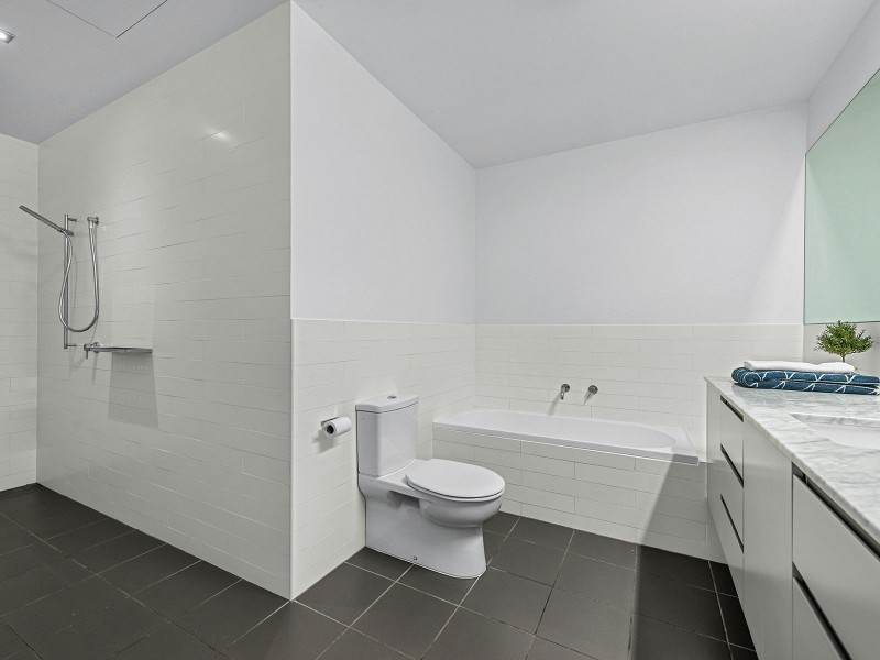 95 Siemon Street, Auchenflower QLD 4066