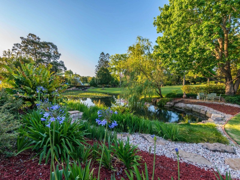 9 Ningana Street, Fig Tree Pocket QLD 4069