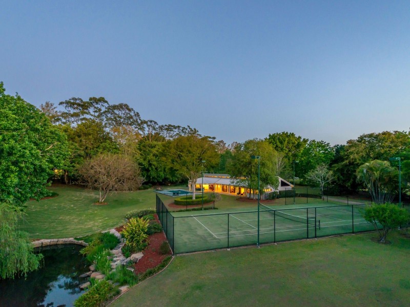 9 Ningana Street, Fig Tree Pocket QLD 4069