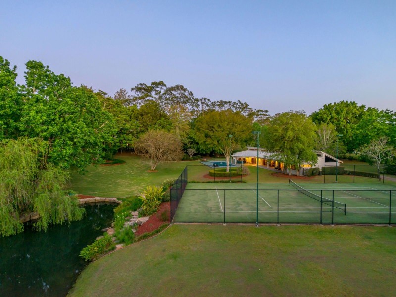 9 Ningana Street, Fig Tree Pocket QLD 4069