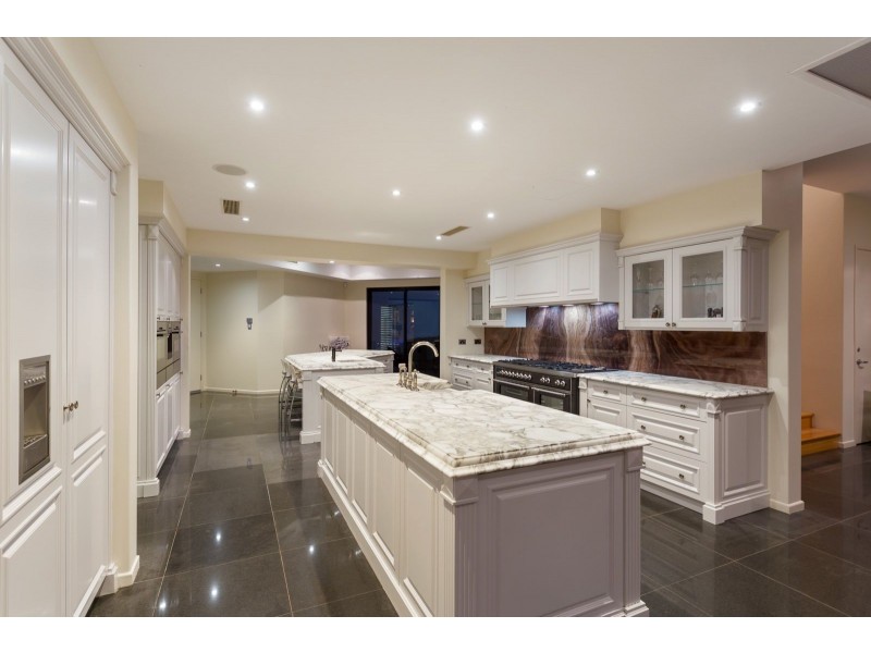 36 Needham Street, Fig Tree Pocket QLD 4069