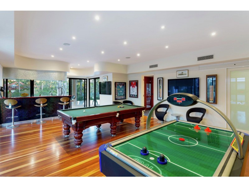36 Needham Street, Fig Tree Pocket QLD 4069