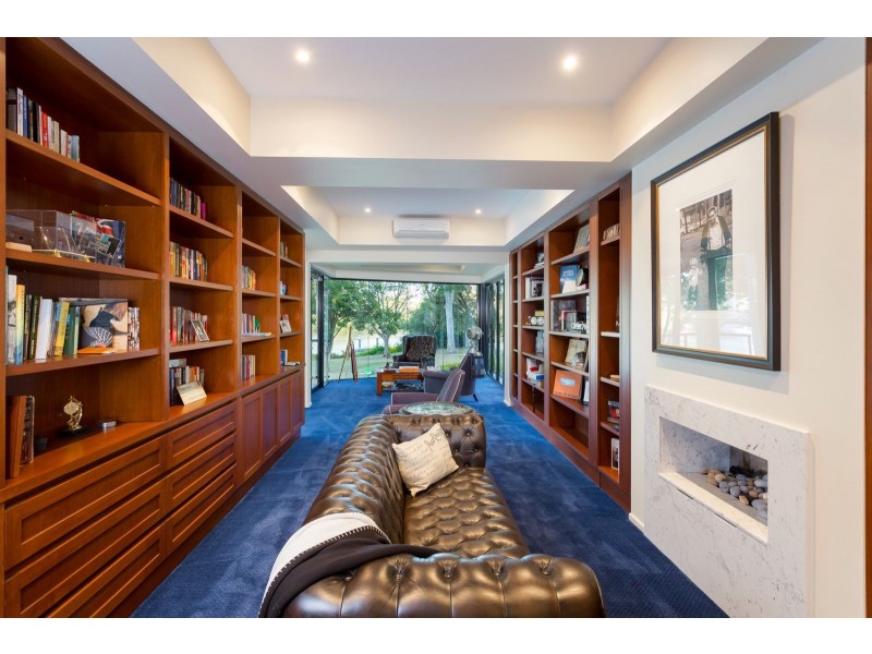 36 Needham Street, Fig Tree Pocket QLD 4069