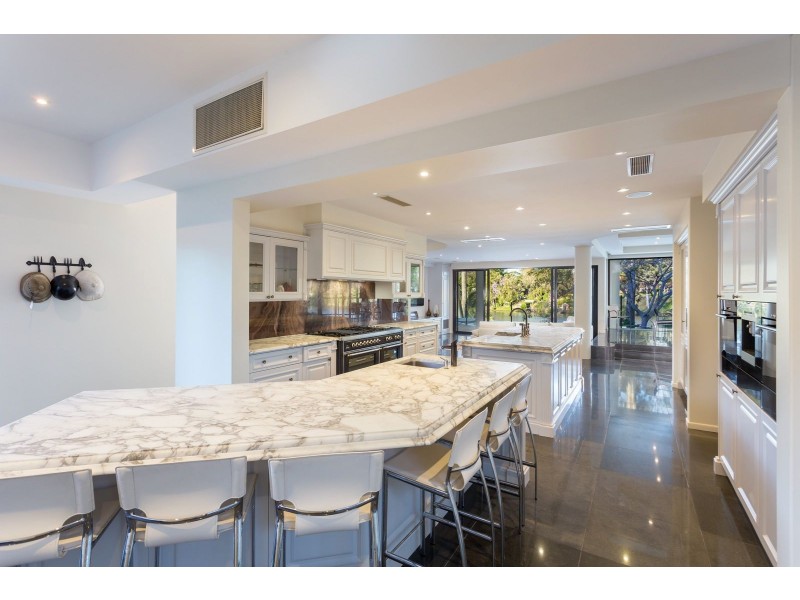 36 Needham Street, Fig Tree Pocket QLD 4069