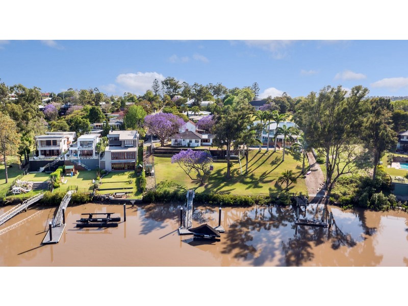 24 Astolat Street, Yeronga QLD 4104