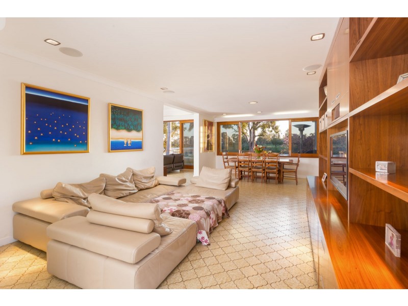 24 Astolat Street, Yeronga QLD 4104