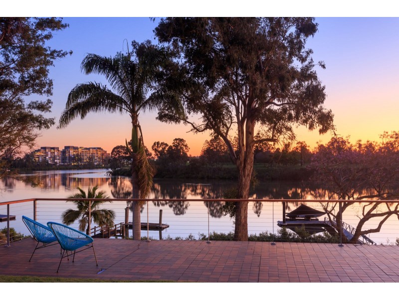 24 Astolat Street, Yeronga QLD 4104