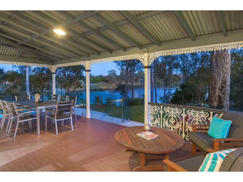 38a Scenic Road, Kenmore QLD 4069
