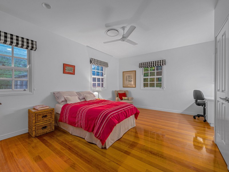 127 Laurel Avenue, Chelmer QLD 4068