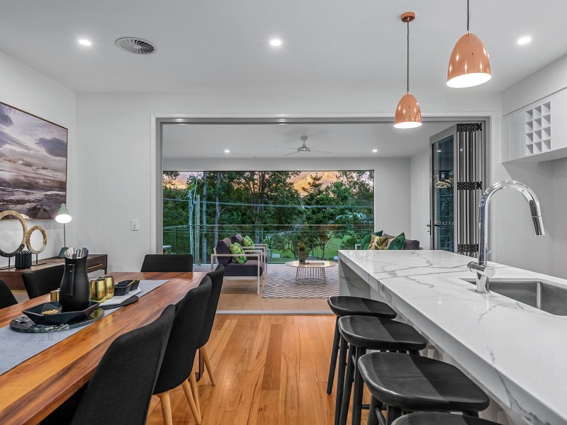 101 Lambert Road, Indooroopilly QLD 4068