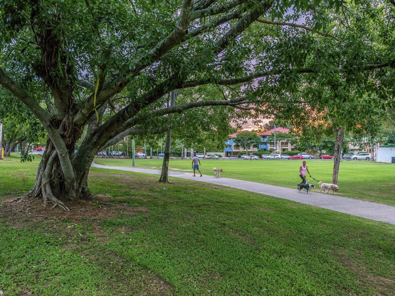 101 Lambert Road, Indooroopilly QLD 4068