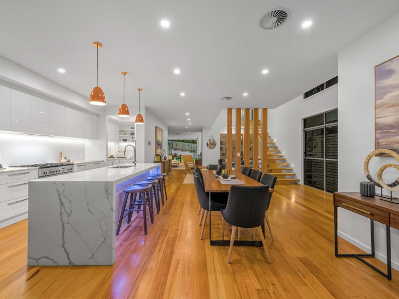 101 Lambert Road, Indooroopilly QLD 4068