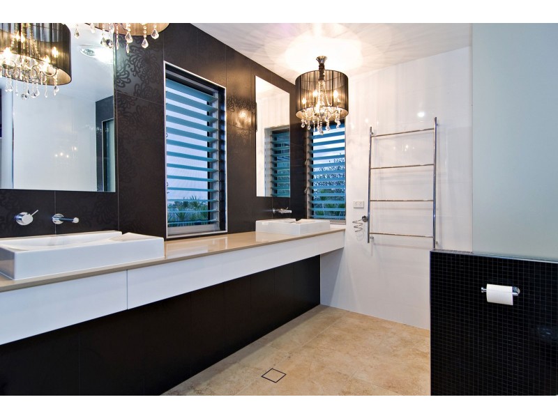 94 Minimine Street, Stafford QLD 4053