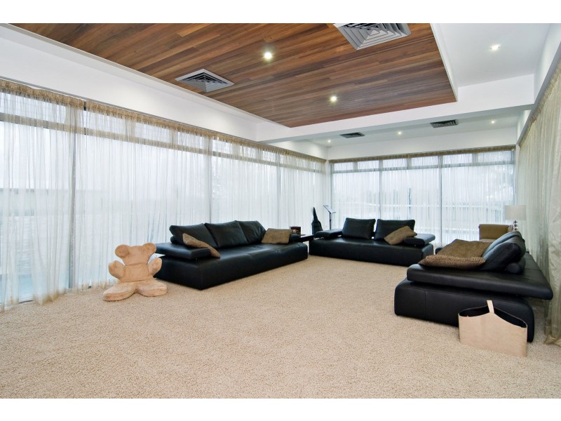 94 Minimine Street, Stafford QLD 4053