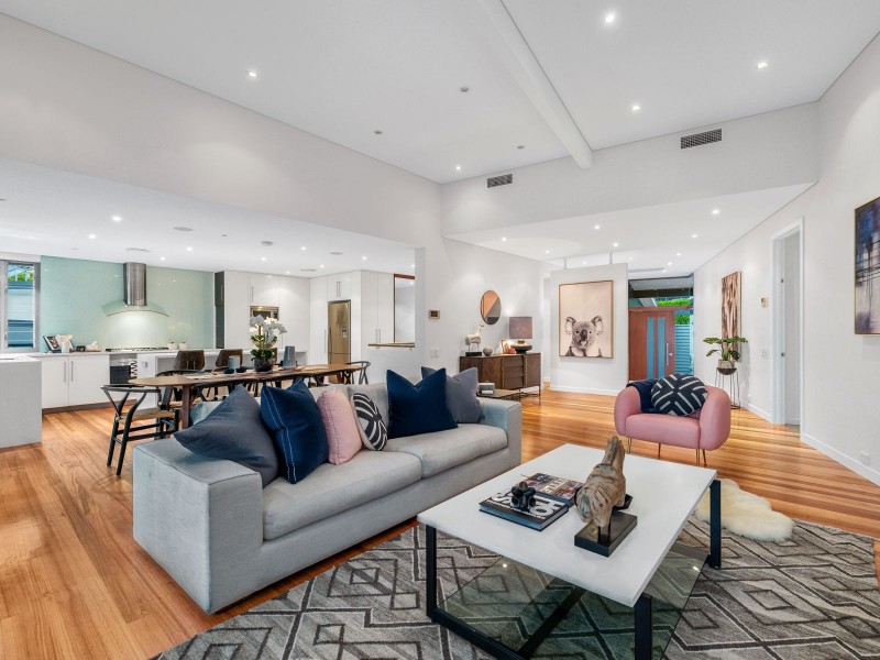 53 Castile Street, Indooroopilly QLD 4068