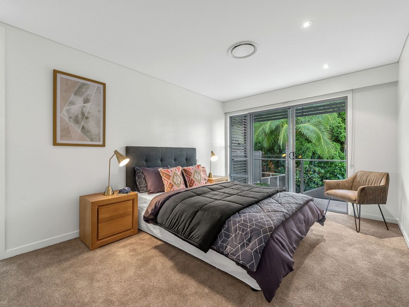 53 Castile Street, Indooroopilly QLD 4068