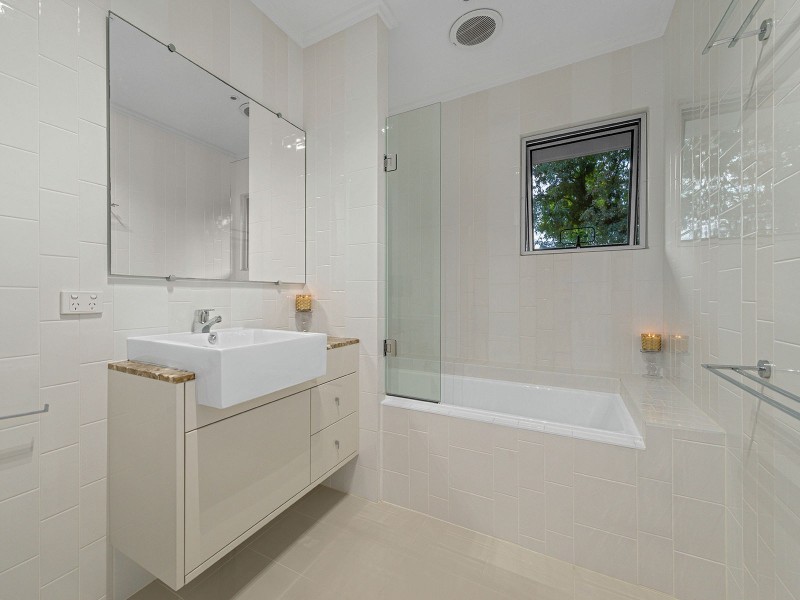 39a Feez Street, Yeronga QLD 4104