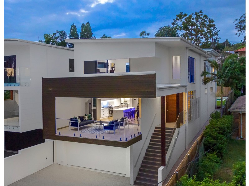 103 Lambert Road, Indooroopilly QLD 4068