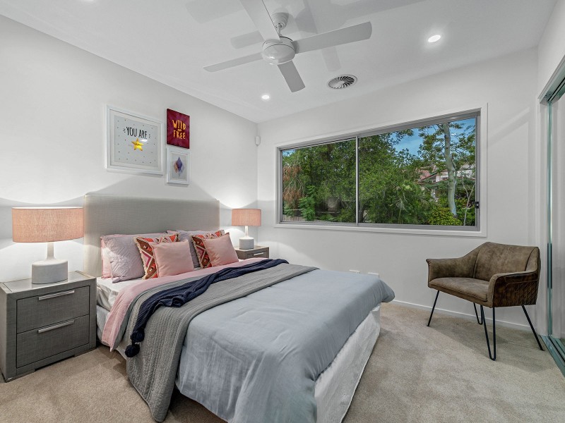 103 Lambert Road, Indooroopilly QLD 4068