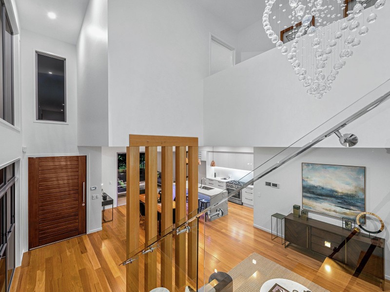 103 Lambert Road, Indooroopilly QLD 4068