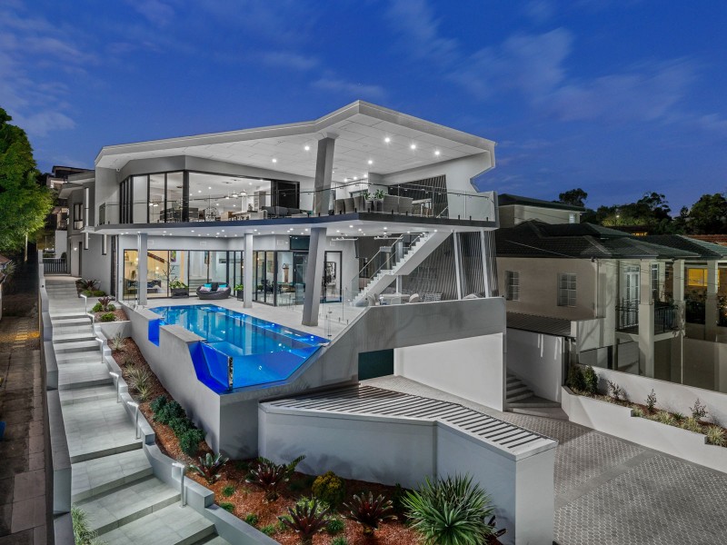 22 Procyon Street, Coorparoo QLD 4151