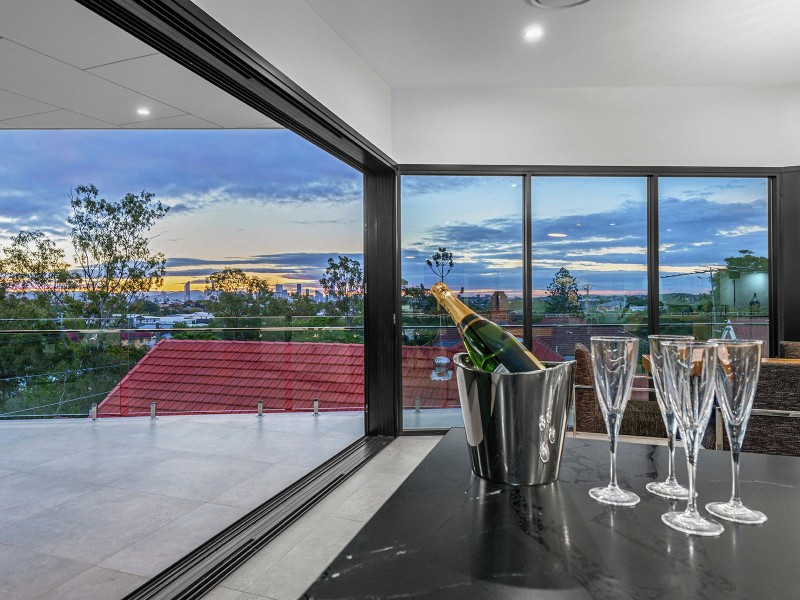 22 Procyon Street, Coorparoo QLD 4151