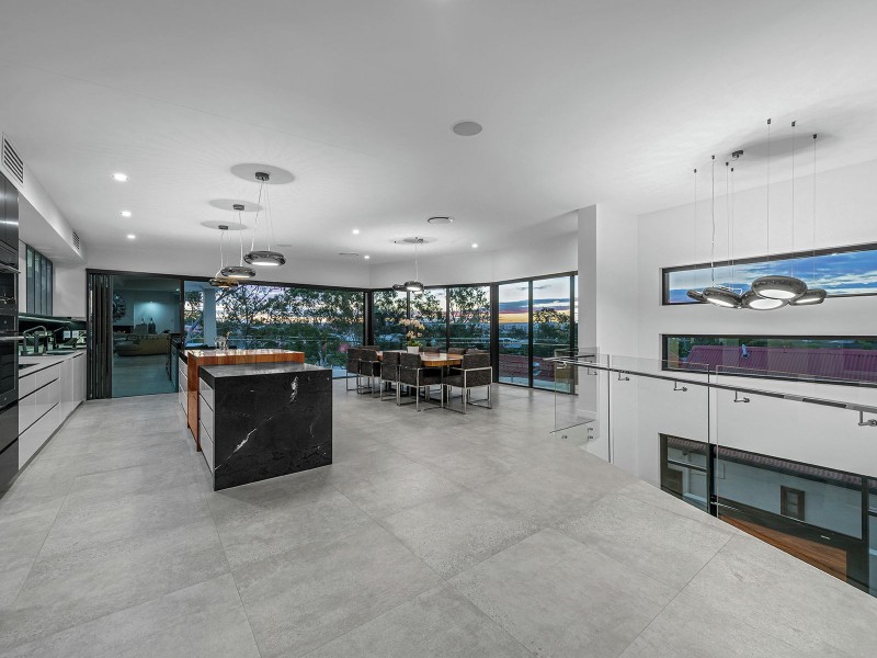 22 Procyon Street, Coorparoo QLD 4151